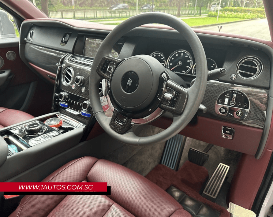 Rolls-Royce Cullinan V12 Black Badge