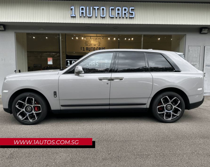 Rolls-Royce Cullinan V12 Black Badge