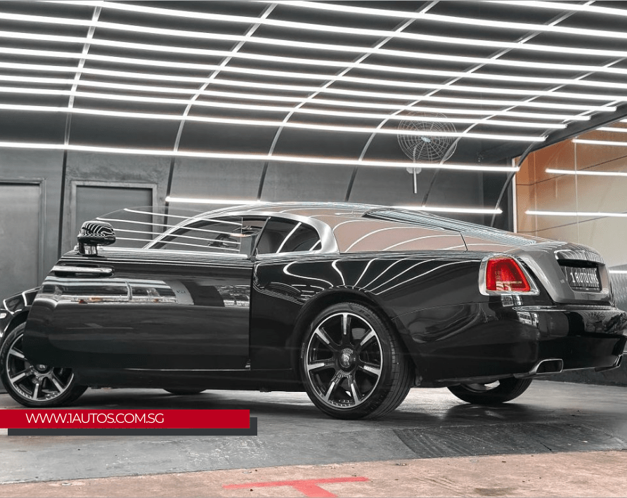Rolls-Royce Wraith 6.6A Black badge
