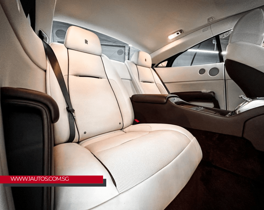 Rolls-Royce Wraith 6.6A Black badge