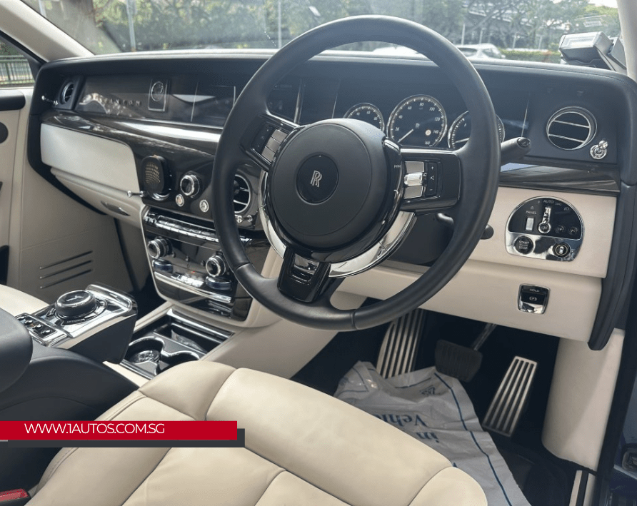 Rolls-Royce Phantom EWB