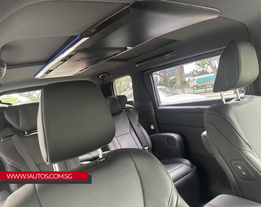 Toyota Alphard Hybrid 2.5A SR C-Package Moonroof