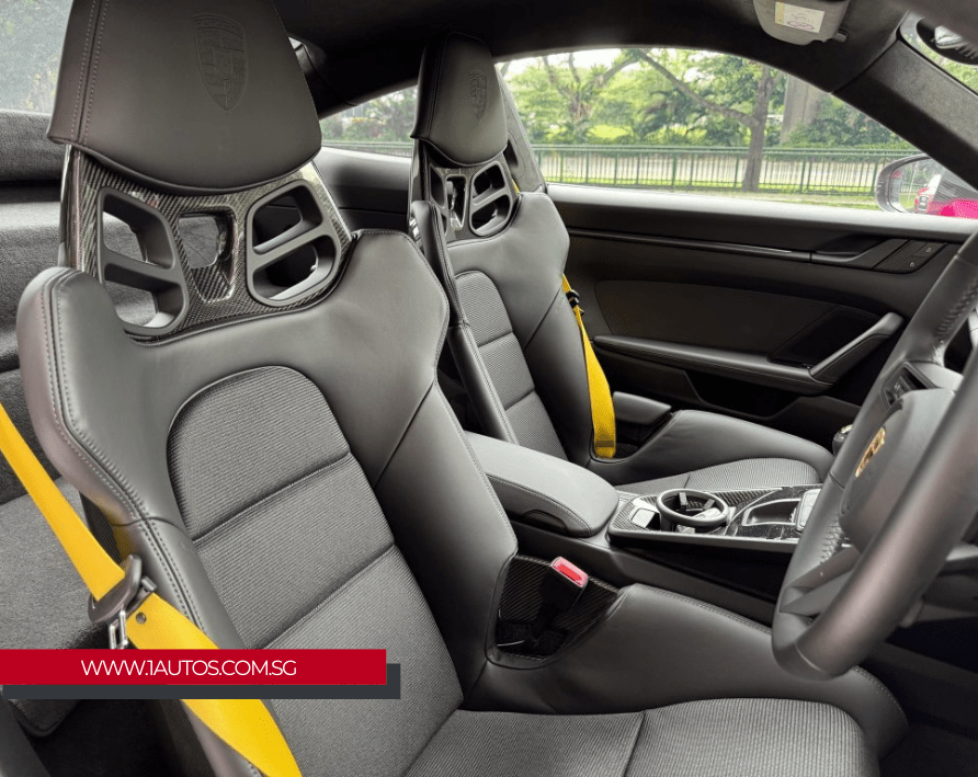 Porsche 911 GT3 Touring 4.0M